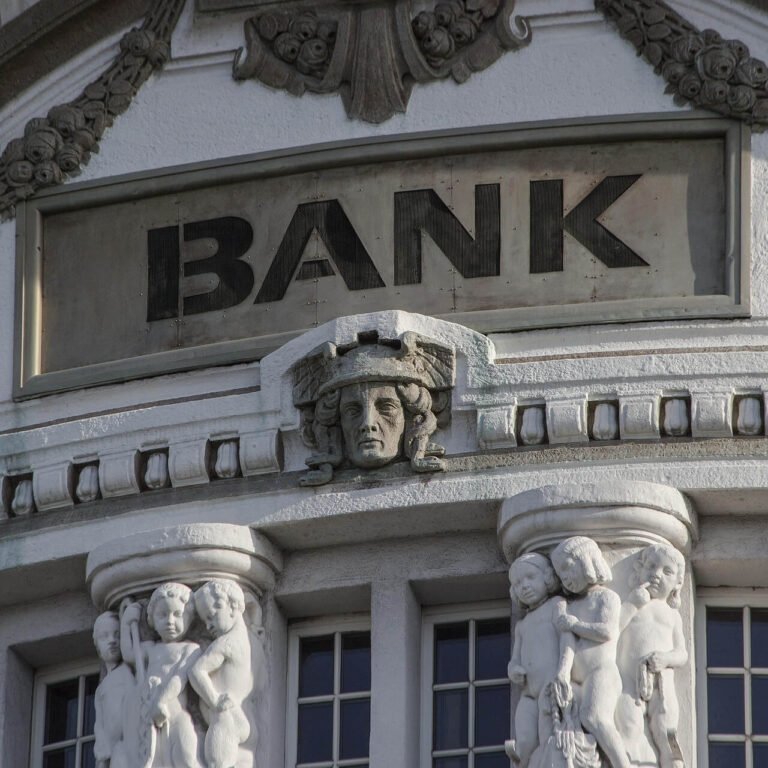 How Do Banks Make Money From High Yield Savings Accounts